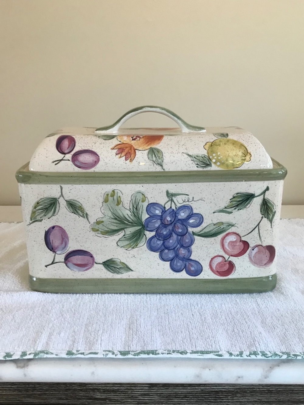 GRANDMACORE 🔥 TUSCAN COUNTRY COZY VINTAGE KITCHEN FRUIT CERAMIC BREAD BOX - Picture 7 of 14